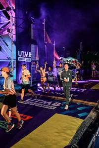 BIB: 
                            <button type="button" onclick="openModal(25250737)" class="btn btn-primary btn-sm float-right btn-popup" data-toggle="modal" data-target=".modal-high-quality">
                        <i class="fas fa-shopping-cart"></i> Add to Cart
                    </button>
                                            <button type="button" onclick="isThisMe(25250737, true)" class="btn btn-success btn-sm float-right btn-popup btn-isme hidden" data-toggle="tooltip" data-placement="bottom" title="นี่คือรูปของคุณใช่ไหม คลิกที่นี่เพื่อเอาเข้าอัลบั้ม">
                        <i class="fas fa-plus"></i> Add to album
                    </button>
                    <button type="button" onclick="isThisMe(25250737, false)" class="btn btn-warning btn-sm float-right btn-popup btn-isnotme hidden">
                        <i class="fas fa-ban"></i> Remove from album
                    </button>